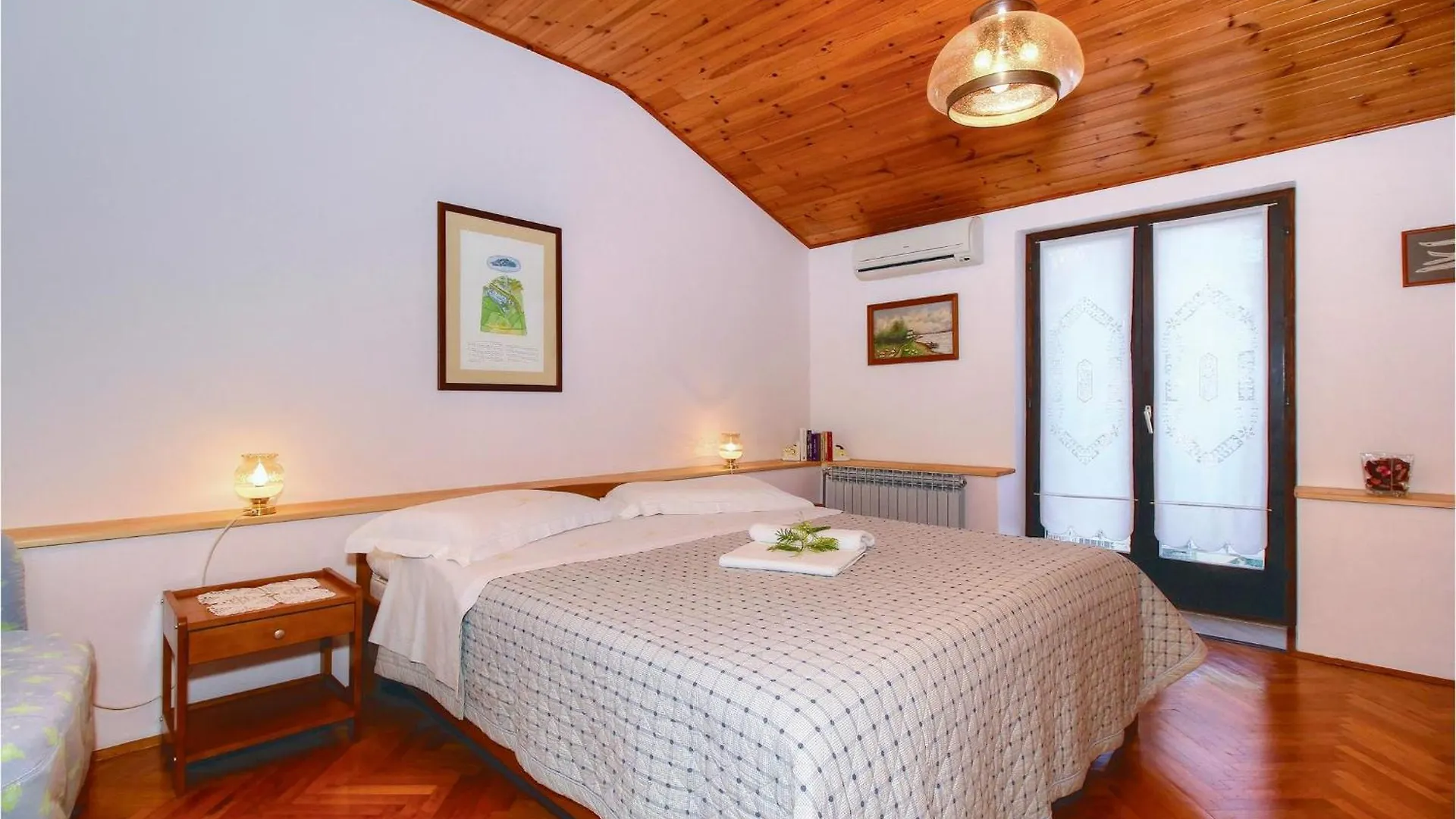 2 Bedroom Cozy Apartment In Умаг Хорватия